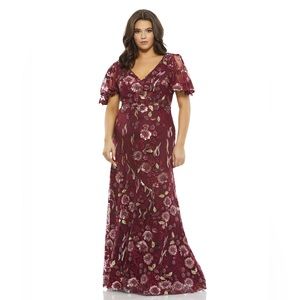 FLORAL EMBELLISHED BUTTERFLY SLEEVE GOWN Burgundy NWT 18W